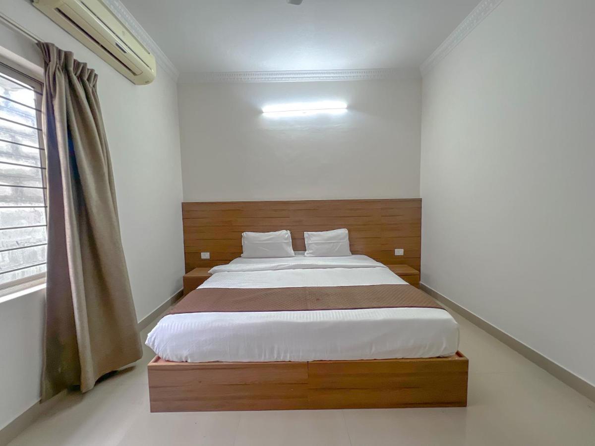 Yelahanka Hotel Elite By Agira Hotels-Free Airport Pickup Or Drop מראה חיצוני תמונה