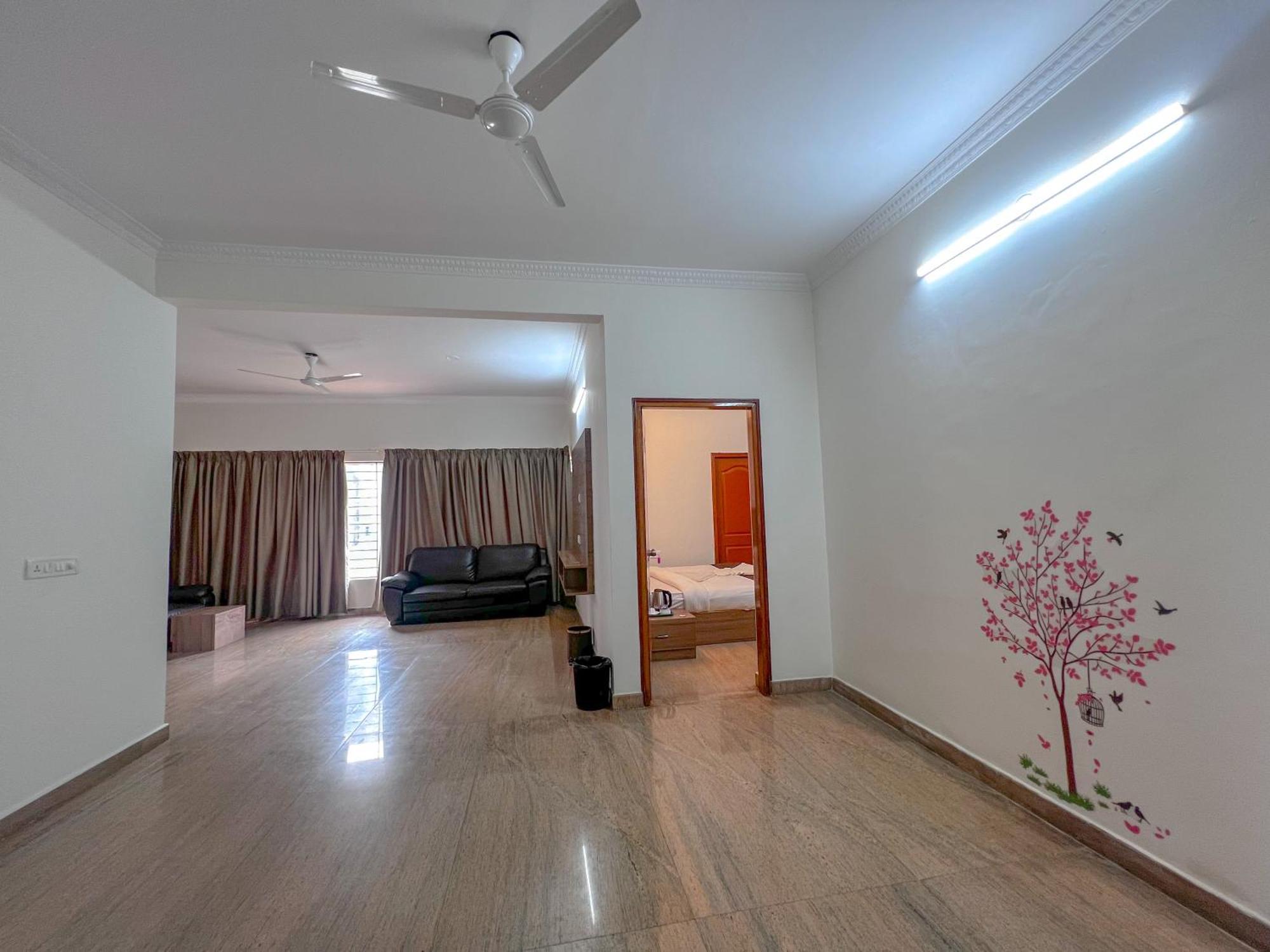 Yelahanka Hotel Elite By Agira Hotels-Free Airport Pickup Or Drop מראה חיצוני תמונה